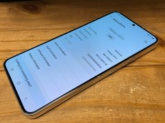 Samsung Galaxy S22+ Plus – SM-S906U1 – 128GB – Live Demo Unit – For Parts Only