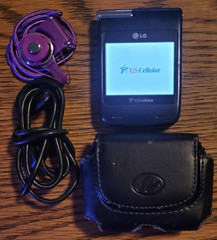 LG Mystique UN610 – Blue and Silver ( U.S. Cellular ) Very Rare CDMA Flip Phone