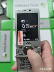 Sony Ericsson w995 w995i 3G WIFI Bluetooth GPS 8MB Camera mobile Keyboard phone