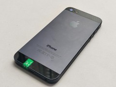 Working Apple iPhone 5(not 5s) 16/32GB Factory UNlocked(any carrier) GIFT