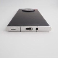 Leica Leitz Phone 1 LP-01 Sharp 1-inch img sensor Unlocked Black Used