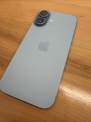 iphone 17 256gb tmobile | Crack Front AM Screen | Crack Back