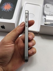 Apple iPhone SE 1st gen(2016) Factory UNlocked 16/32/64/128GB All color *Gift*