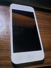 Apple iPhone 5 locked to Bell Mobility