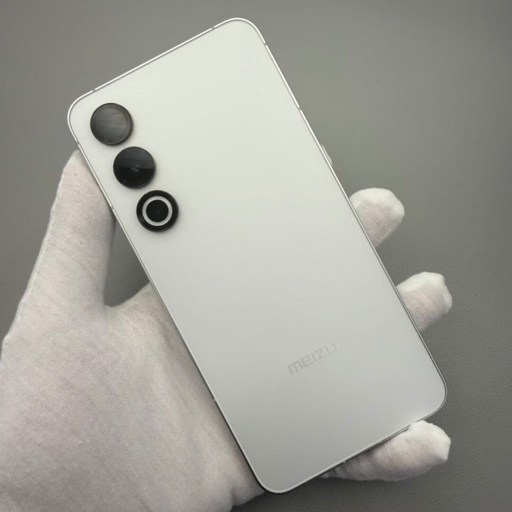 Meizu 21 5G 6.55″ 200MP 12+256/512GB Android 13 Snapdragon 8 Gen 3 Unlocked
