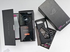 BOXED – ASUS ROG Phone 5s Unlocked 16GB+256GB Dual-sim Android 13 Gaming phone
