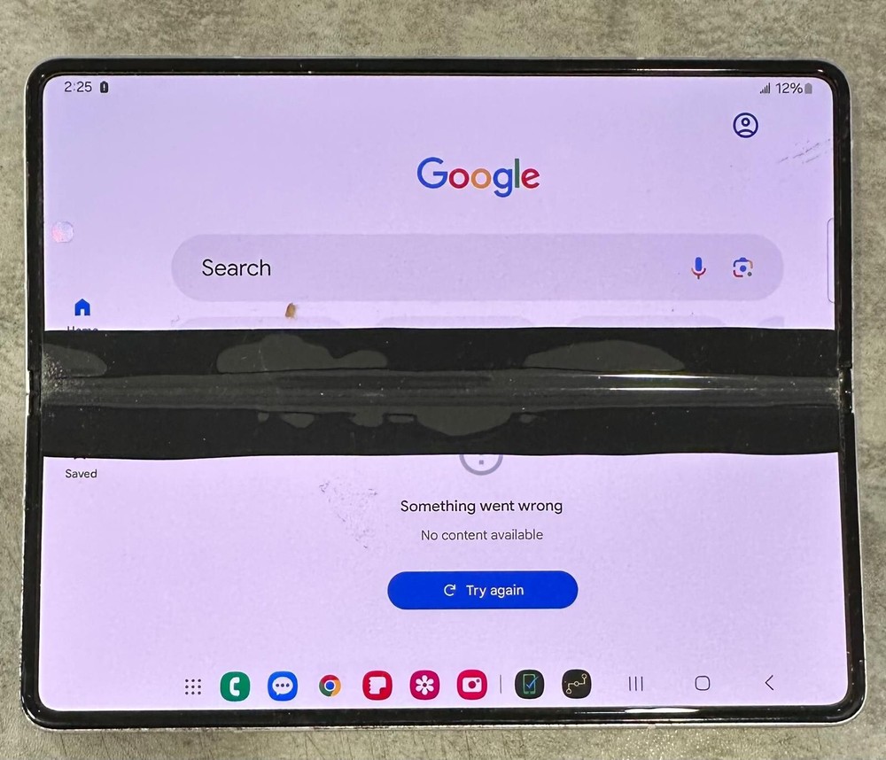 AS-IS Samsung Galaxy Z Fold3 3G SM-F926U – 256GB – Phantom Silver Damaged