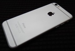 Apple iPhone 6 – 64GB – Silver (Verizon) A1549 (CDMA + GSM)