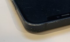 USED BLACK GSM UNLOCKED iPhone 12, 64GB A2172 MGEF3LL/A WITH 83% BATTERY HEALTH