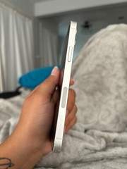 Apple iPhone 12 – 64 GB – White (Unlocked) (Dual SIM (SIM eSIM))