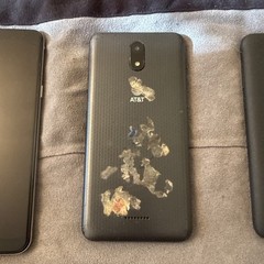 Lot Of Broken Phones/Tablets (3 Phones, 2 Tablets) For Parts Or Repair