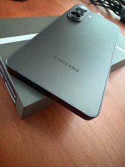 Samsung Galaxy S26+ 256GB 12GB RAM Black UNLOCKED