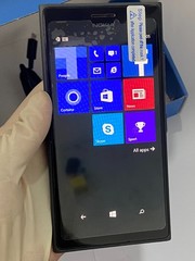 Nokia Lumia 735 Unlocked 1GB RAM 8GB 6.7MP Randomly Color Windows Smartphone