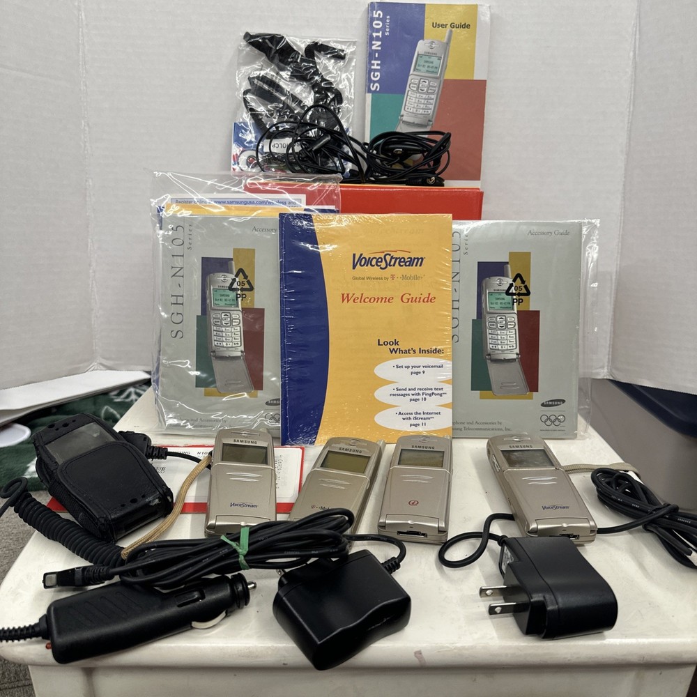 Lot Of 4 Samsung SGH-N105 GSM Cell Phone Rare Voice Stream Vintage Collectable
