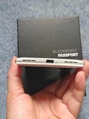 BlackBerry Passport Q30 (SQW100-1) 32GB+3GB 4G Unlocked Smartphone-Three colors