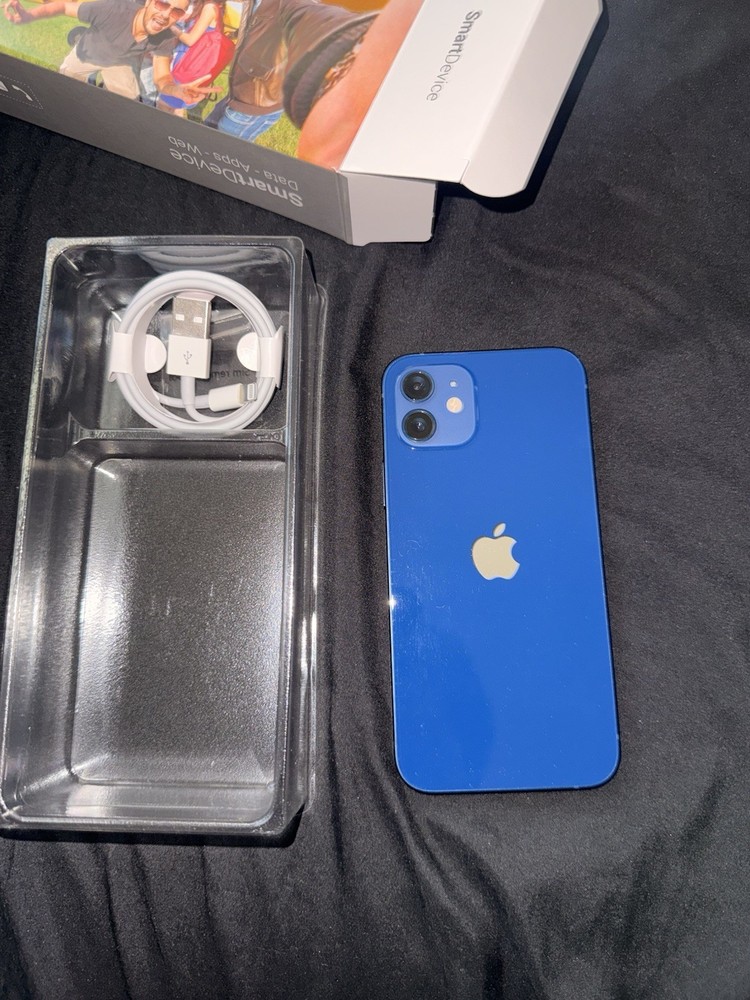 Apple iPhone 12 64GB Blue