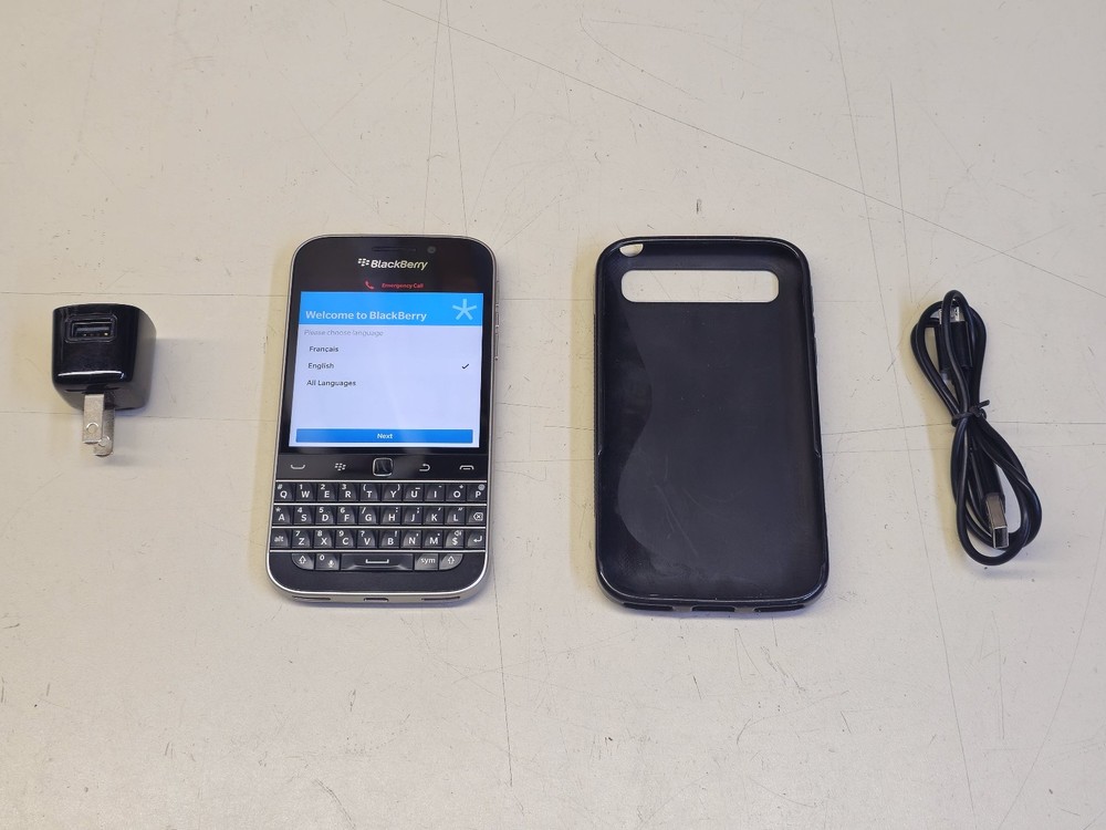 RIM BlackBerry Classic Q20 SQC100-4 16GB (ROGERS) *READ* TESTED