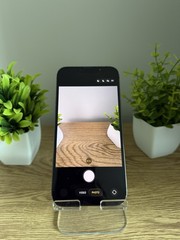 Apple iPhone 13 Pro Max 128GB – Front Small Crack – Camera Issues (Read)