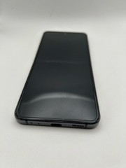 Samsung Galaxy Z Flip4 128GB Graphite – Unlocked