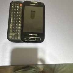 Samsung MetroPCS 4G Slider QWERTY Touchscreen Phone 3.2MP Black