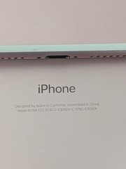 Apple iPhone 7 Plus – 2 Rose Gold Phones For PARTS ONLY