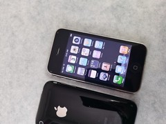 full working Unlocked Original Apple iPhone 3G – 16GB – white black (GSM) IOS3