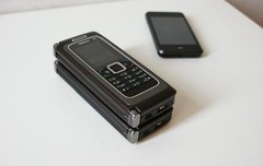 Nokia E90 3G HSDPA 2100 WIFI Infrared port GPS Bluetooth NoteBook Mobile Phone