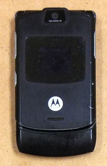 Motorola RAZR / Razor V3 – Black and Silver ( AT&T ) Cellular Flip Phone