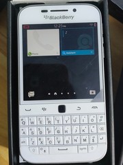 99%NEW BlackBerry Classic Q20 16GB 4G LTE Unlocked Qwerty Keyboard SmartPhone