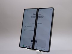 Samsung Galaxy Z Fold5 SM-F946U 256GB Phantom Black Verizon Unlocked W087193
