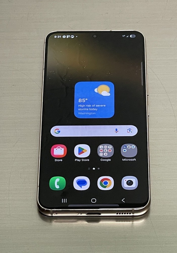 Samsung Galaxy S22 5G SM-S901U 128GB Gold (T-Mobile) Smartphone…..