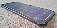 Motorola Razr 2024, 256GB, Gray XT2453-3, Unlocked, Black Dots