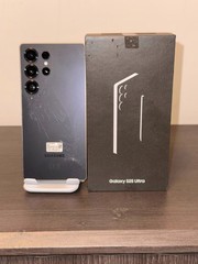 Samsung Galaxy S25 Ultra 256GB SM-S938B/DS – Unlocked – Cracked Back Glass