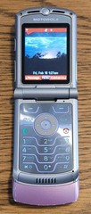 Motorola RAZR V3m – Pink and Silver ( Verizon ) Very Rare Flip Phone – Bundled