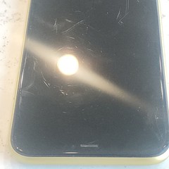 Apple iPhone 11 – 128 GB – Yellow (Unlocked) Clean Esn
