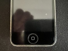 Apple iPhone 3G 8GB Black – Still Functional – With Proper Charge Cord – Vintage