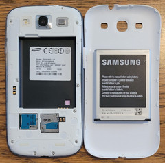 Samsung Galaxy S3 SCH-I535 – White and Silver ( Verizon ) 4G LTE Smartphone READ
