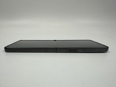 Samsung Galaxy Z Flip5 512GB SM-F731U1 Graphite (Unlocked) – Broken