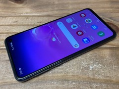 Samsung Galaxy S10e – SM-G970U – 128GB – Black (AT&T + Unlocked) Good Cond