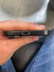 Apple iPhone 15 Plus 256 GB Black (Unlocked) scratches & dents and screen shade