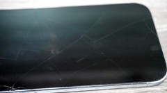 Apple iPhone Air – 256 GB – White (Verizon) – FOR PARTS – Cracked Front – READ