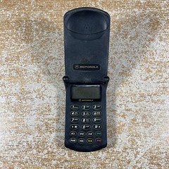 Motorola StarTAC 3000 – Black Cell Phone – Untested – Movie Prop