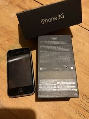 Apple iPhone 3G A1241 8GB Black AT&T