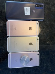 Assorted iPhones Lot