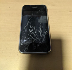 Apple iPhone 3GS (A1303) – Black (AT&T) READ DESCRIPTION