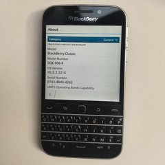 BlackBerry Classic Q20 16GB GSM (Unlocked) 4G LTE Keyboard Smartphone