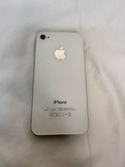 Apple Iphone 4s White Model A1387 – WORKS – Needs Sim Card – AT&T