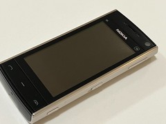 Rare Nokia X6 8GB – Unlocked 3G Smart Phone White Color
