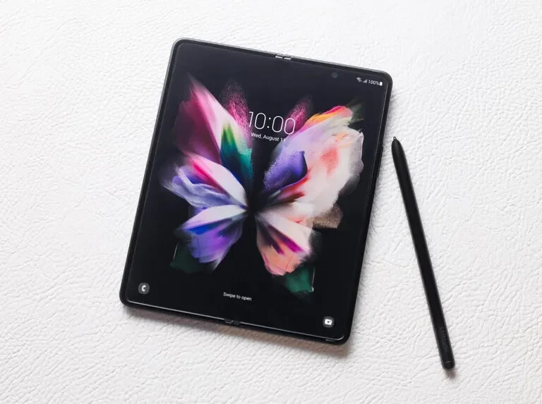 Samsung Galaxy ZFold3 5G 512GB BLACK(Verizon)(Cracked outer, black inner screen)