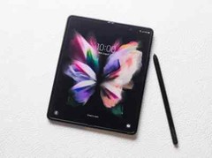 Samsung Galaxy ZFold3 5G 512GB BLACK(Verizon)(Cracked outer, black inner screen)